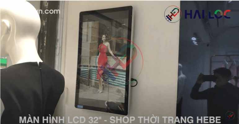 Thi công màn hình quảng cáo LCD treo tường 32 inch tại cửa hàng thời trang Hebe  